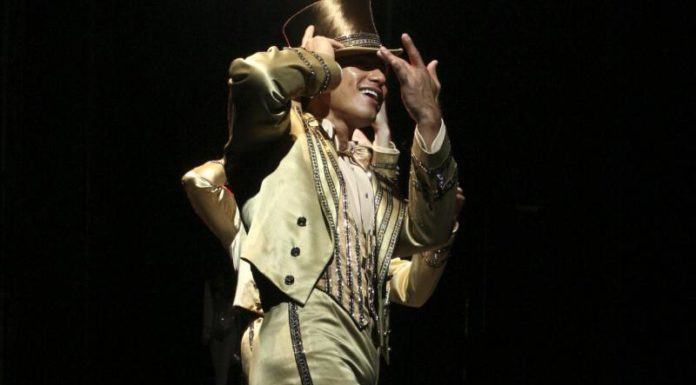 7 Things You Never Knew About A Chorus Line On Its 40th Anniversary "A Chorus Line" turns 40; Mario Lopez leads the finale