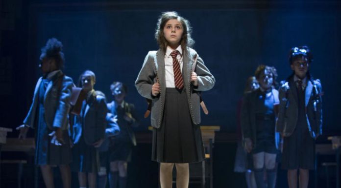 Tim Minchin Brings Matilda The Musical to Los Angeles Writer Tim Minchin discusses "Matilda" and his view of the world