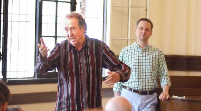 Eric Idle Celebrates the 10th Anniversary of Monty Python’s Spamalot Monty Python and the Holy Grail sings