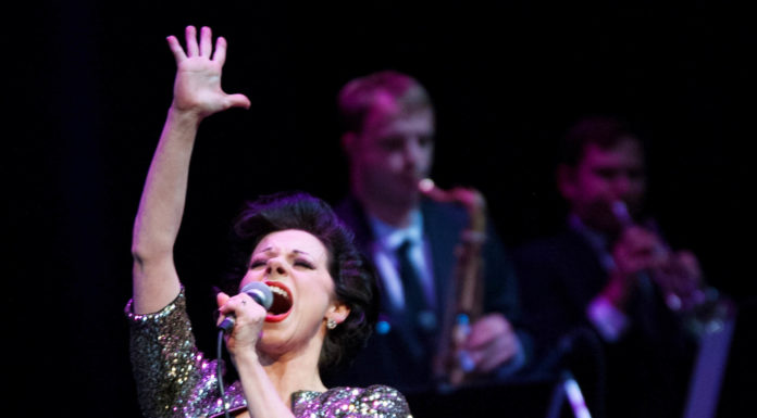 End of the Rainbow "End of the Rainbow" looks at Judy Garland in 1968