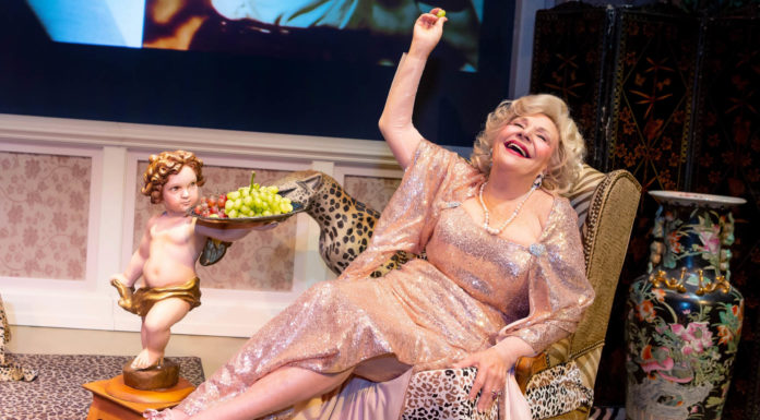 Renée Taylor’s Life Without Joseph Bologna Renée Taylor was married to Joseph Bologna for 53 years.