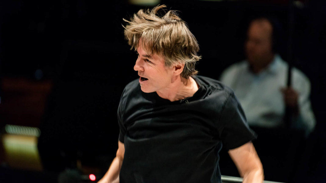 Esa-Pekka Salonen returns to the podium at the LA Philharmonic