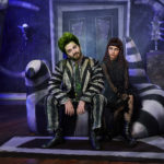 Alex Brightman & Sophia Anne Caruso in Beetlejuice (Matthew Murphy)