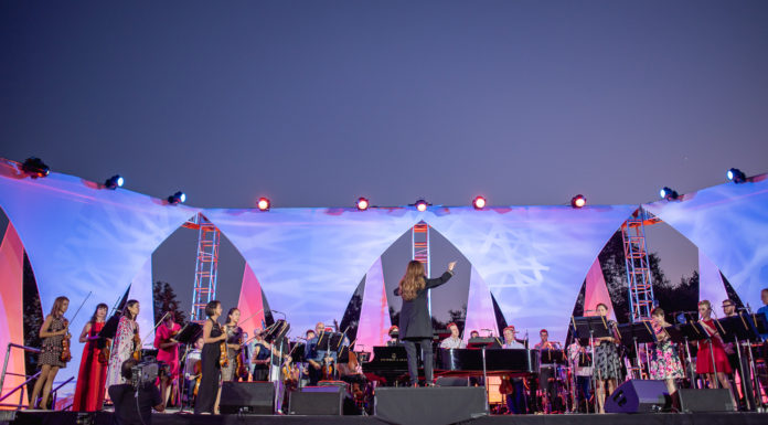 MUSE/IQUE – “Moving/Pictures” Rachael Worby carefully curates each concert