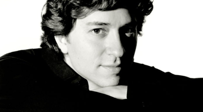 Dudamel Conducts Music from the Americas Sergio Tiempo performs as part of Dudamel Conducts the Music of the Americas