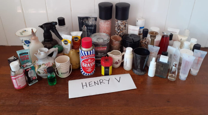 Table Top Shakespeare: At Home Table Top Shakespeare: At Home uses household items and a table top to tell all 36 of Shakespeare's plays