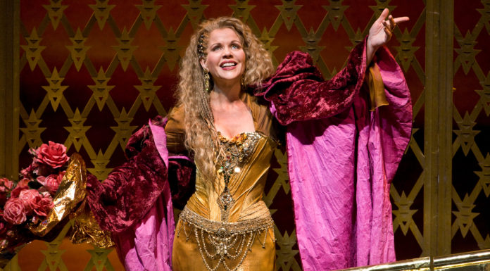 Renée Fleming: Week 44 at the Met Week 44 at the Met features productions starring soprano Renée Fleming