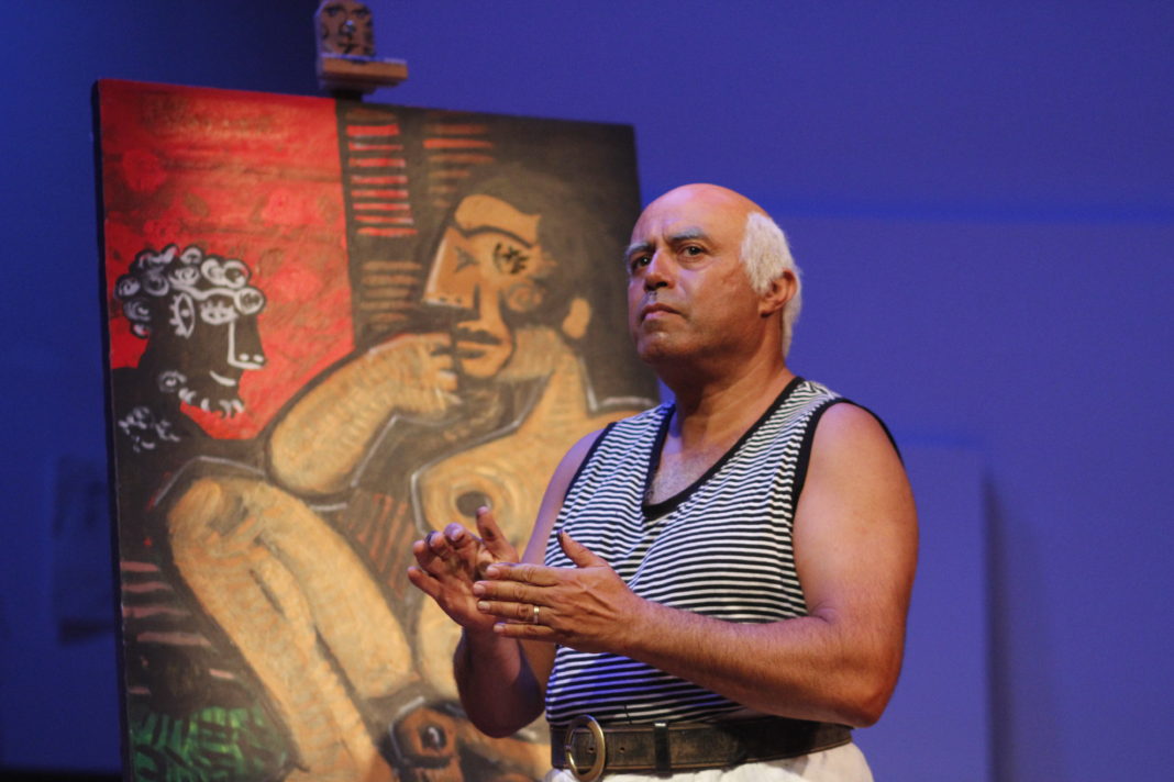 CaltechLive! is streaming Herbert Sigüenza in his one-man show 