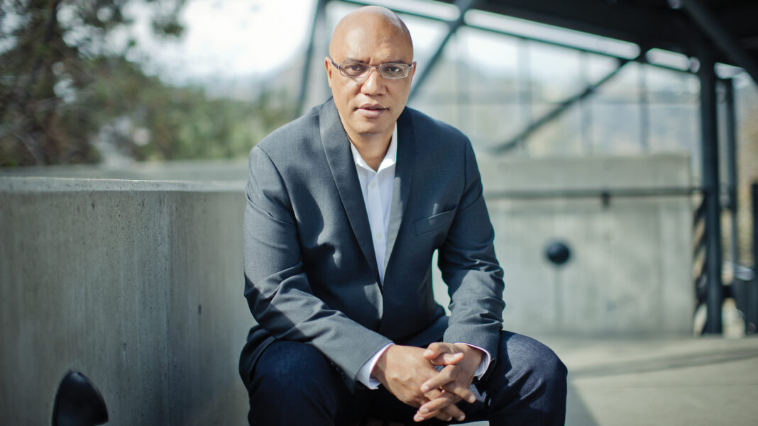 Billy Childs straddles the lines of jazz and classical music, but doesn't need labels.