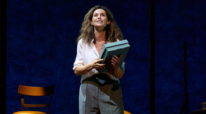 Amy Brenneman Listens to The Sound Inside… Cultural Attaché talks to actress Amy Brenneman who is appearing in Adam Rapp's "The Sound Inside" at the Pasadena Playhouse