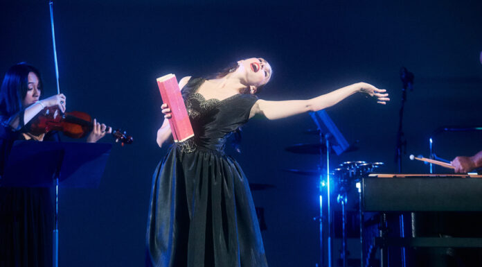 ANNA SCHUBERT AND HER BOLD EMBRACE OF NEW OPERAS Cultural Attaché talks to soprano Anna Schubert about her role in "Ipsa Dixit" by Kate Soper at Long Beach Opera (Photo by Jason Al-Taan/Courtesy Long Beach Opera)