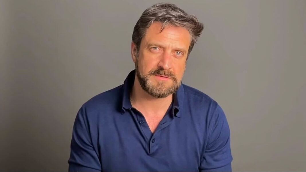 Cultural Attaché talks to Broadway star Raúl Esparza about appearing in 