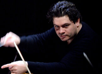 Cristian Mǎcelaru: Who Decides If a New Work Succeeds? Cultural Attaché talks to conductor Christian Mǎcelaru about being a custodian of new works