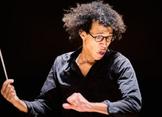Jonathon Heyward: Classical Music Brings People Together Cultural Attaché talks with conductor Jonathon Heyward about making classical music belong to everyone