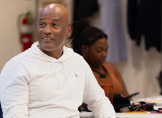 Kenny Leon Finds the Love in “Topdog/Underdog” Cultural Attaché talks to director Kenny Leon about finding the love in "Topdog/Underdog"
